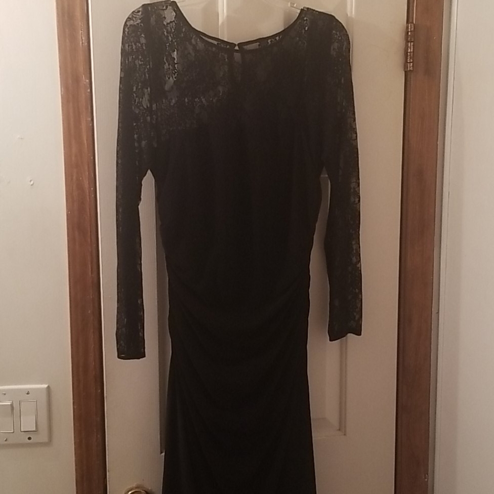 Dress - Picture 3 of 4